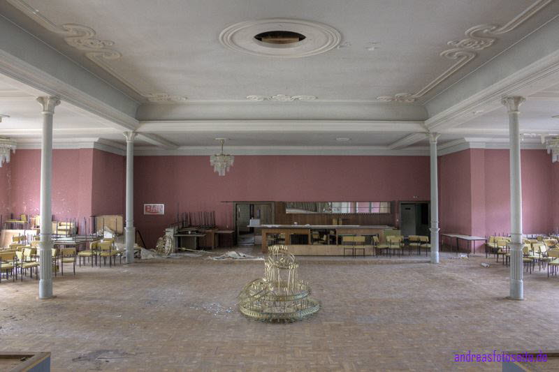 gro�er Saal