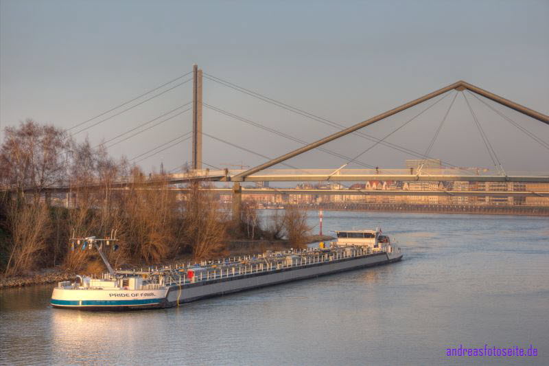 D�sseldorf 178_Enhancer